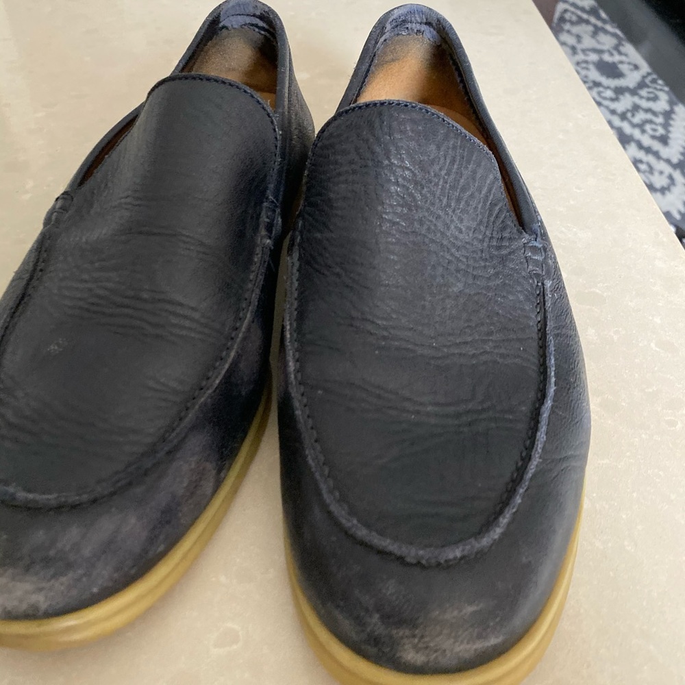 Comfortable designer shoes navy blue